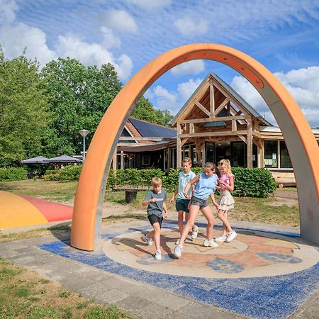 Отель Recreatiepark Kaps Тюбберген Экстерьер фото